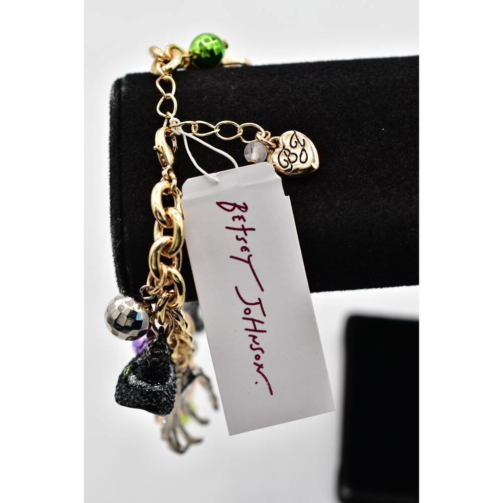 Betsey Johnson Halloween Charm Bracelet Pumpkin Spider Web Witch Hat Spider BinD - Picture 3 of 12